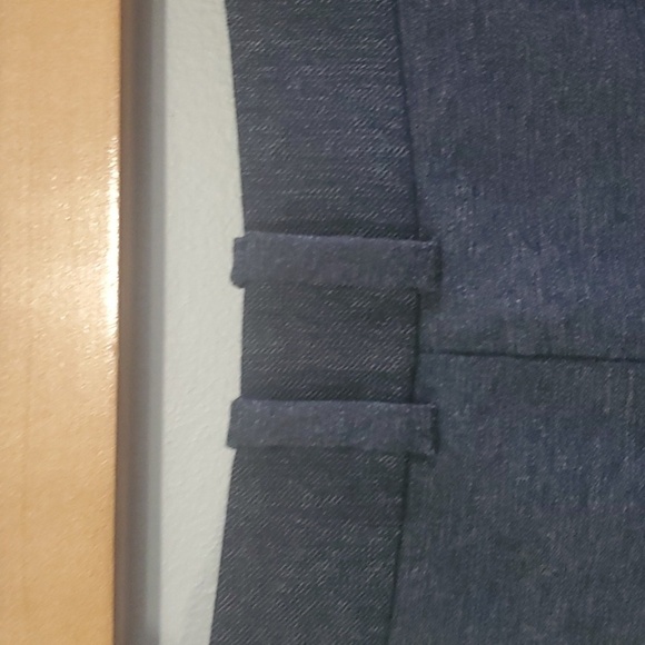 The Limited Skirt womens Sz 4 Blue Elegant Navy Blue Skirt Lined Polyester Blend - Picture 5 of 14